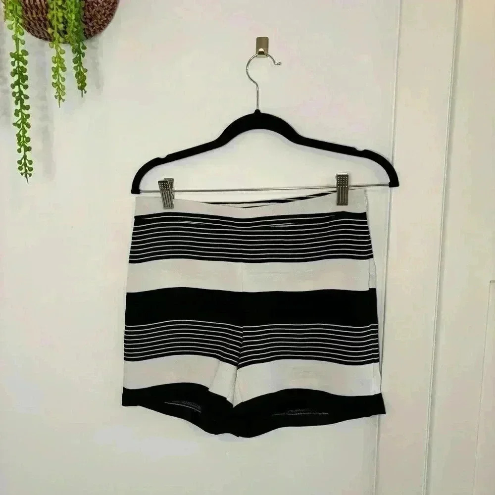 Cynthia Rowley Women’s Striped Dress Shorts Size 2